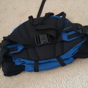 North Face Bags - Vintage North Face Lumbar Fanny Pack North Face Bags - Vintage North Face Lumbar Fanny Pack